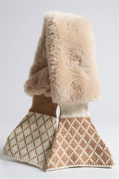 Krem Renk Çizgili Çocuk Peluş Atkı