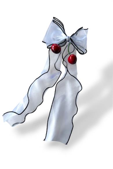 Siyah Ve Beyaz Renk Kiraz Figürlü Otomat Toka