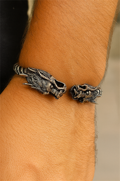Gümüş Renk Ejderha Figürlü Erkek Çelik Kelepçe Bileklik