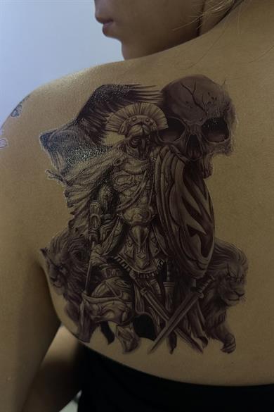 Geçici Savaşçı Figürlü Dövme Tattoo