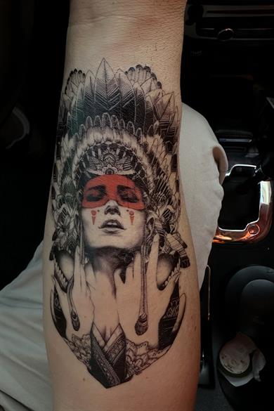 Gerçekçi Geçici Kızıldereli Kadın Dövme Tattoo