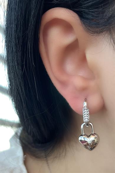 Gümüş Renk Kalp Figürlü Taş Detaylı Çelik Xuping Küpe (Çift)