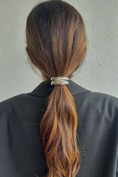 Gümüş Renk Metal Detaylı Lastik Toka