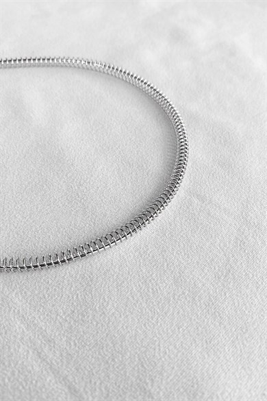 Silver color metal crown