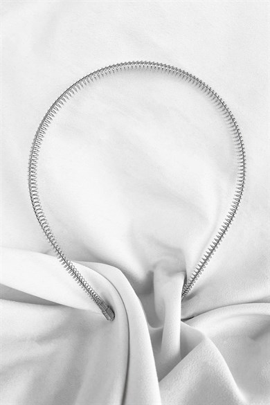 Silver color metal crown