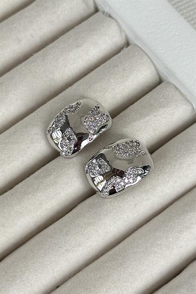 Gümüş Renk Taş Detaylı Çelik Xuping Küpe (Çift)