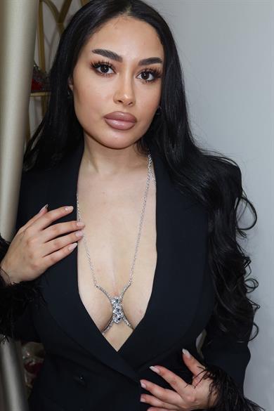 Gümüş Renk Taşlı Tasarım Vücut Aksesuarı