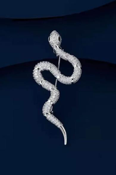 Gümüş Renk Yılan Figürlü Taş Detaylı Broş