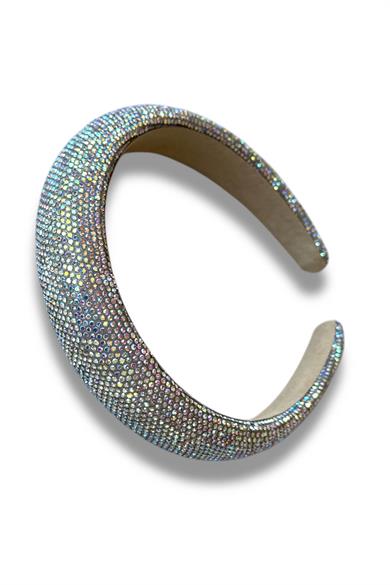 Hologramlı Gümüş Renk Kristal Taş Detaylı Taç