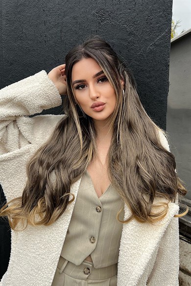 Heat Resistant Half Moon Hair Clip Hair Brown Ombre / Wavy / 60 Cm / 110 Gr / HT2T27