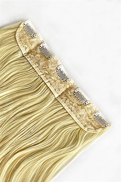 Heat resistant half -moon snap hair - 613# - beach yellow - wavy - 60 cm - 110 gr
