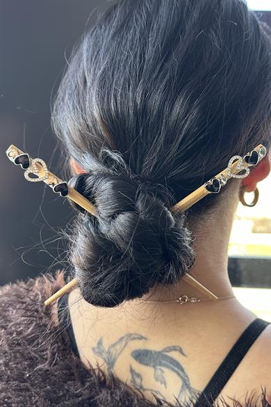 Kahverengi Kalp Figürlü İkili Topuz Tokası/ Kalemi