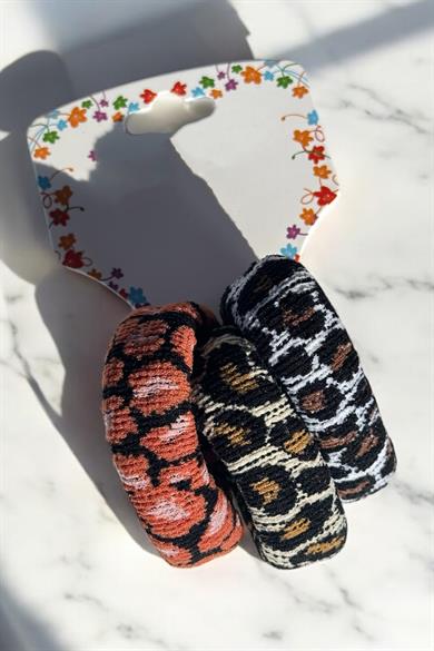 Karışık Renk Leopar Desenli 3lü Havlu Toka