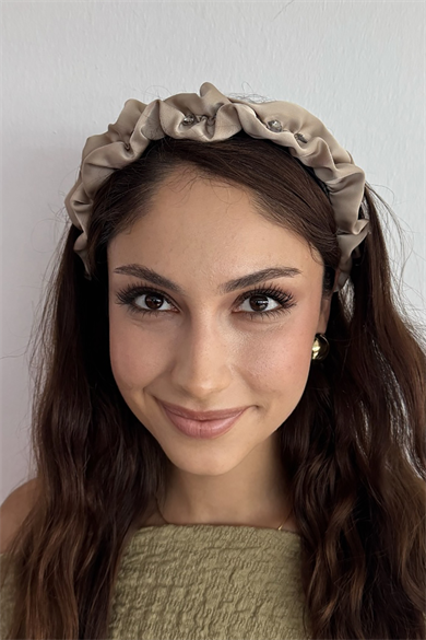 Krem Renk Taş Detaylı Taç