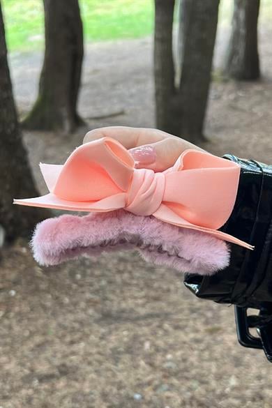 Krem Ve Pembe Renk Kurdele Figürlü Peluş Mandal Toka