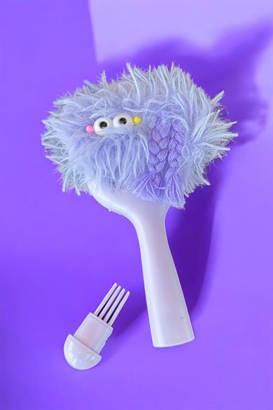 Lila Renk Canavar Figürlü Charm Takılabilir Saç Fırçası/Tarak