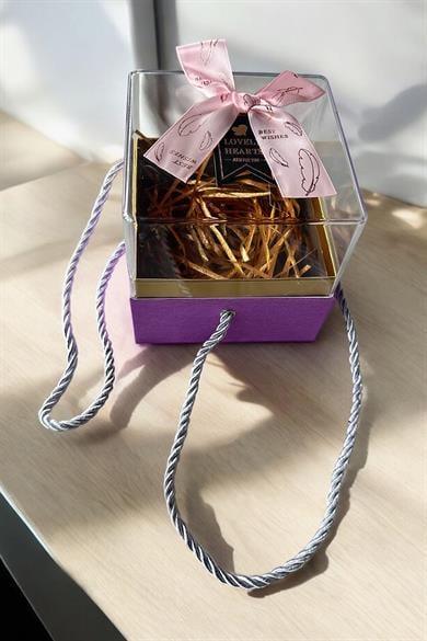 Mor Renk Hediye Kutusu