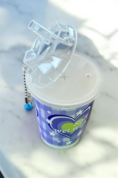 Mor Renk Kalp Figürlü Anahtarlık Detaylı Kutulu Islak Mendil