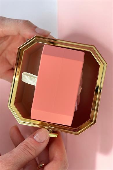 Pembe Renk Gül Figürlü Karton Çanta Hediyeli Hediye Kutusu 