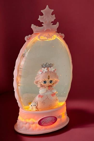 Pembe Renk Kız Figürlü Müzikli Ve Işıklı Kar Küresi