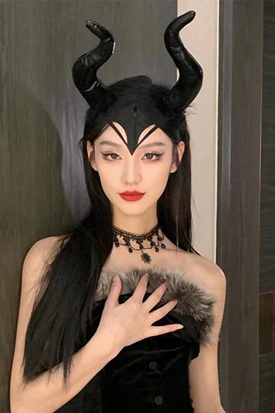 Siyah Renk Boynuz Detaylı Malefiz Tacı