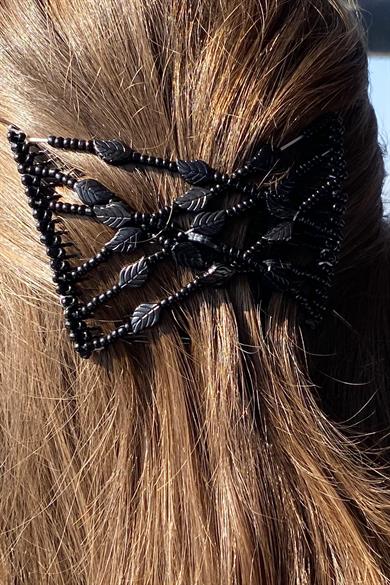 Siyah Renk Yaprak Figürlü Tel Tarak Toka