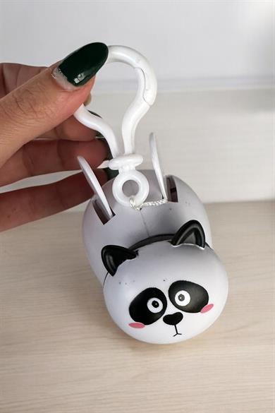 Siyah Ve Beyaz Kanatları Oynayan Panda Figürlü Anahtarlık