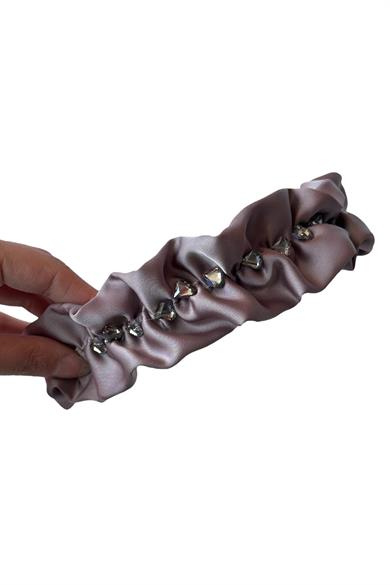 Vizon Renk Taş Detaylı Taç