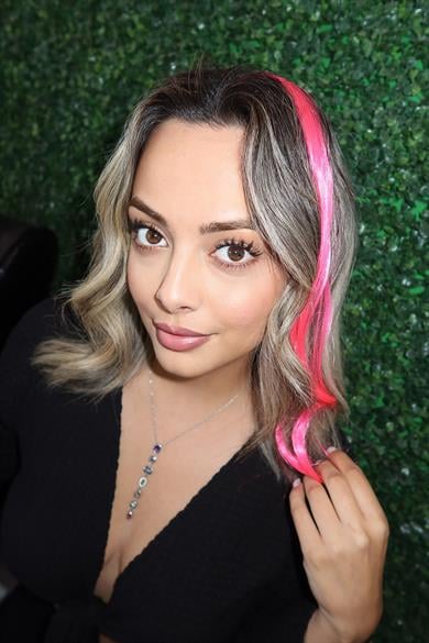 Yan Çıt Çıt Postiş / Neon Pembe Dalgalı / 45 Cm