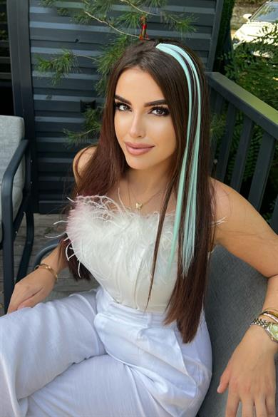 Yan Çıt Çıt Postiş / Su Yeşil Renk / 50 Cm