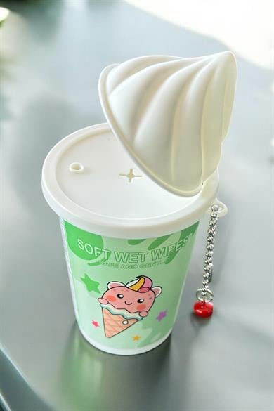 Yeşil Renk Dondurma Figürlü Anahtarlık Detaylı Kutulu Islak Mendil