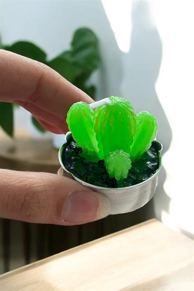 Yeşil Renk Kaktüs Figürlü Mum