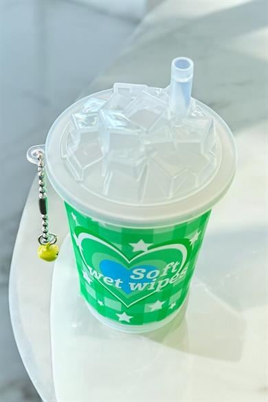 Yeşil Renk Kalp Figürlü Anahtarlık Detaylı Kutulu Islak Mendil