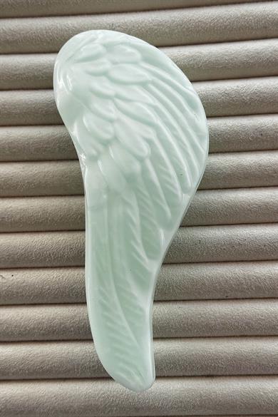 Yeşil Renk Kanat Figürlü Saç Tarama Fırçası/ Tarak