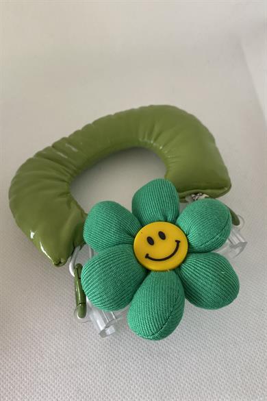 Yeşil Renk Papatya Figürlü Telefon Aksesuarı