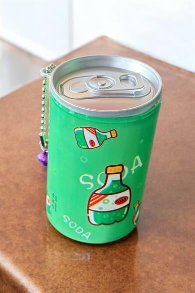 Yeşil Renk Soda Figürlü Anahtarlık Detaylı Kutulu Islak Mendil