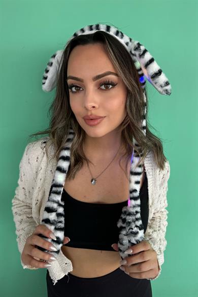 Zebra Desenli Işıklı Kulakları Oynayan Peluş Taç