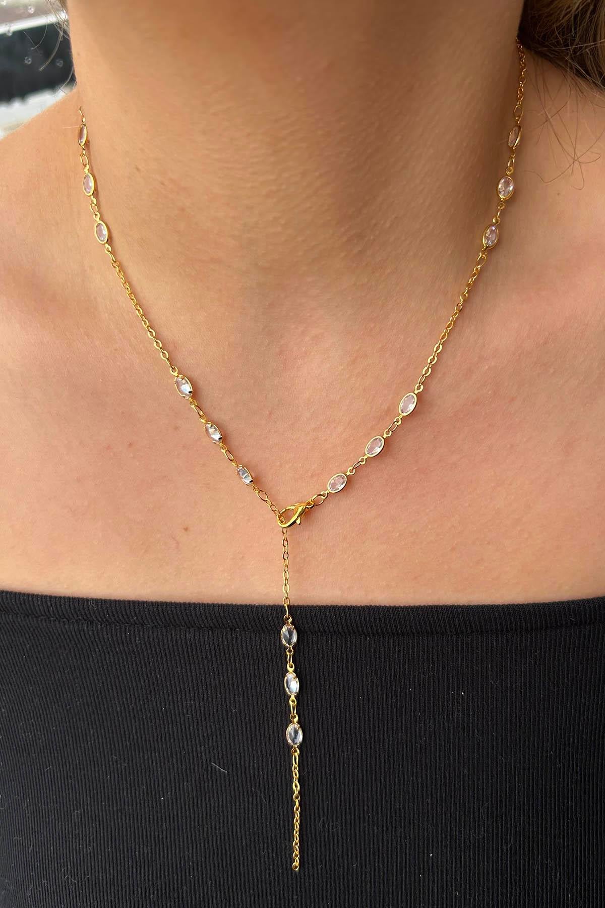 Altın Renk Taş Detaylı Çelik Y Kolye