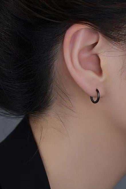 Siyah Renk Halka Unisex Küpe (Çift)