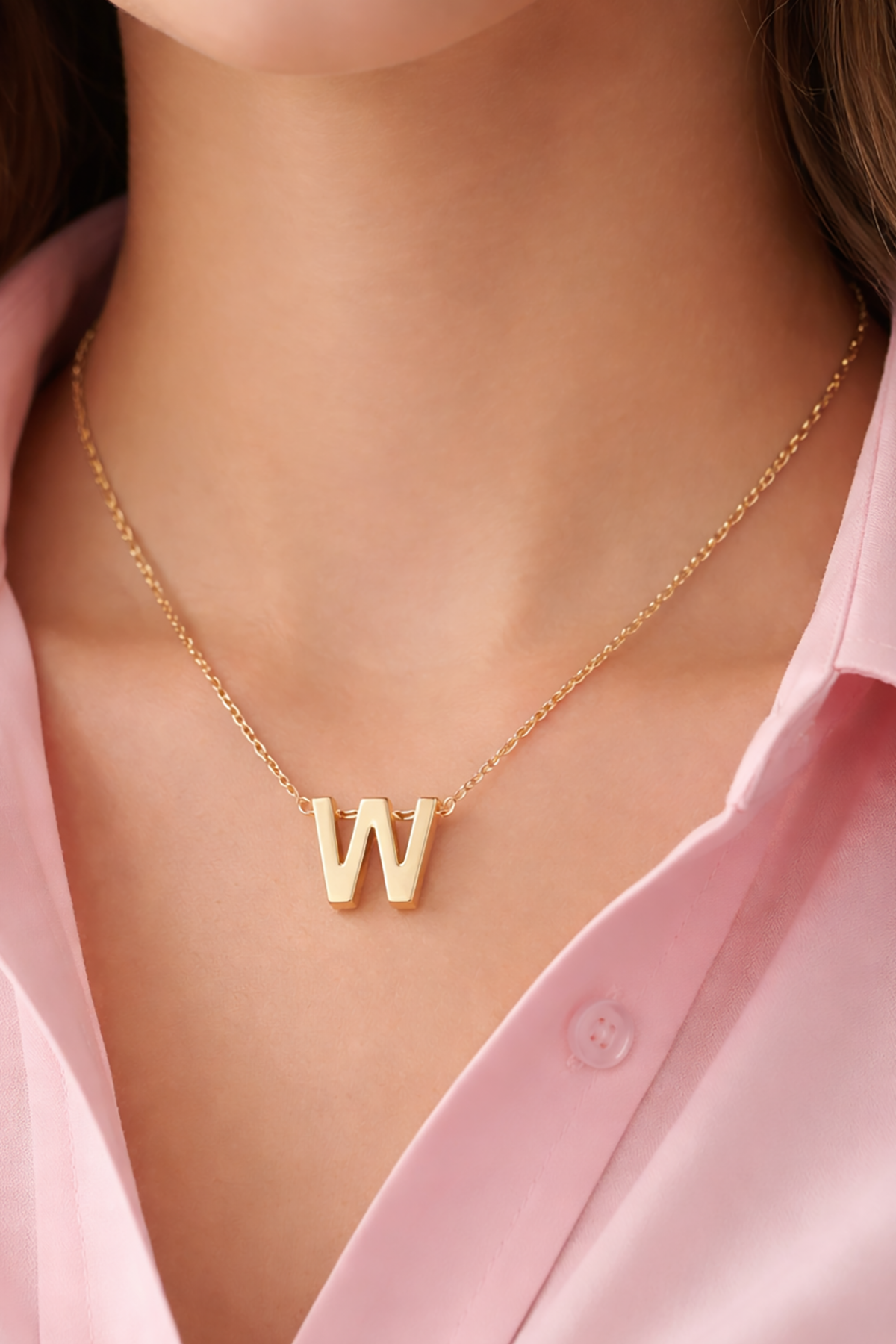 Altın Renk W Harf Çelik Kolye