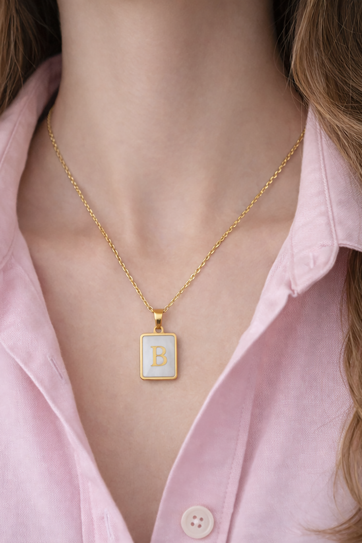 Altın Renk B Harf Çelik Kolye