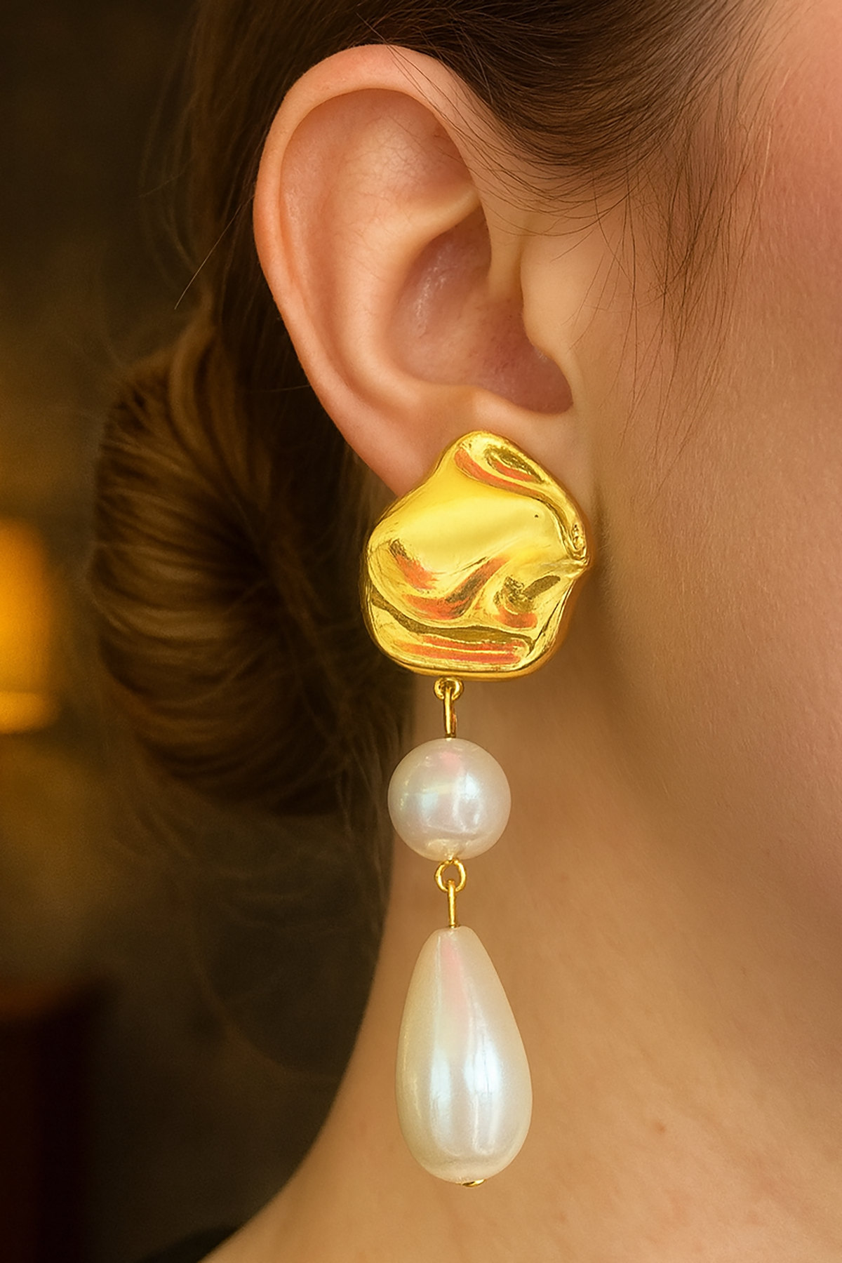 Altın Renk İnci Detaylı Küpe (Çift)