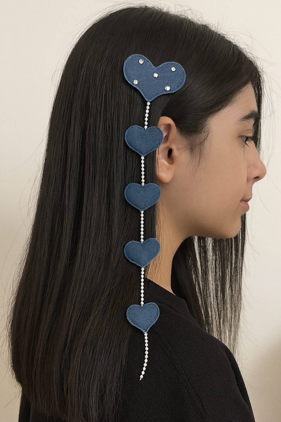 Lacivert Renk Kalp Figürlü İnci Ve Taş Detaylı Pens Toka