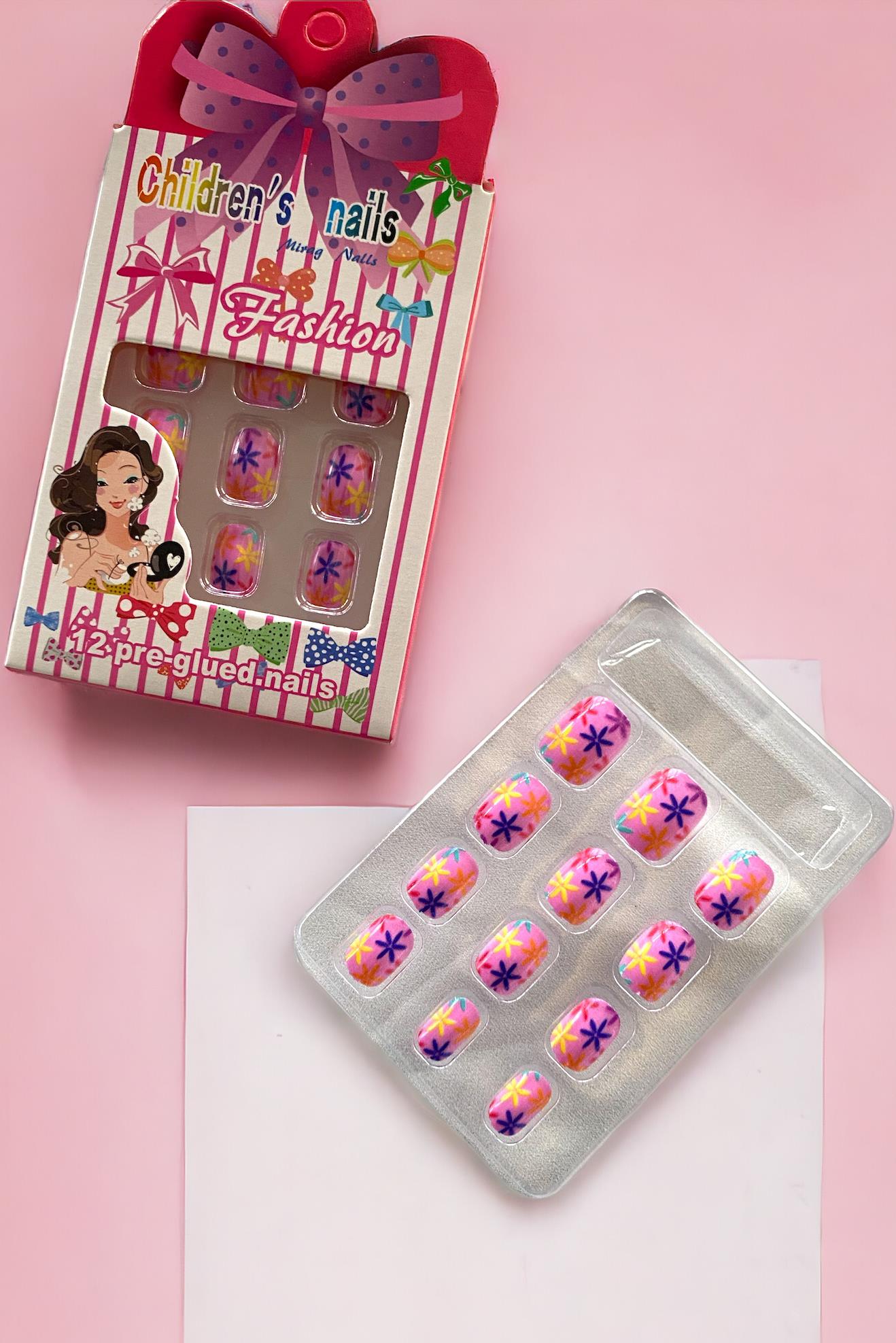 12´li Karışık Figürlü Çocuk Takma Tırnak