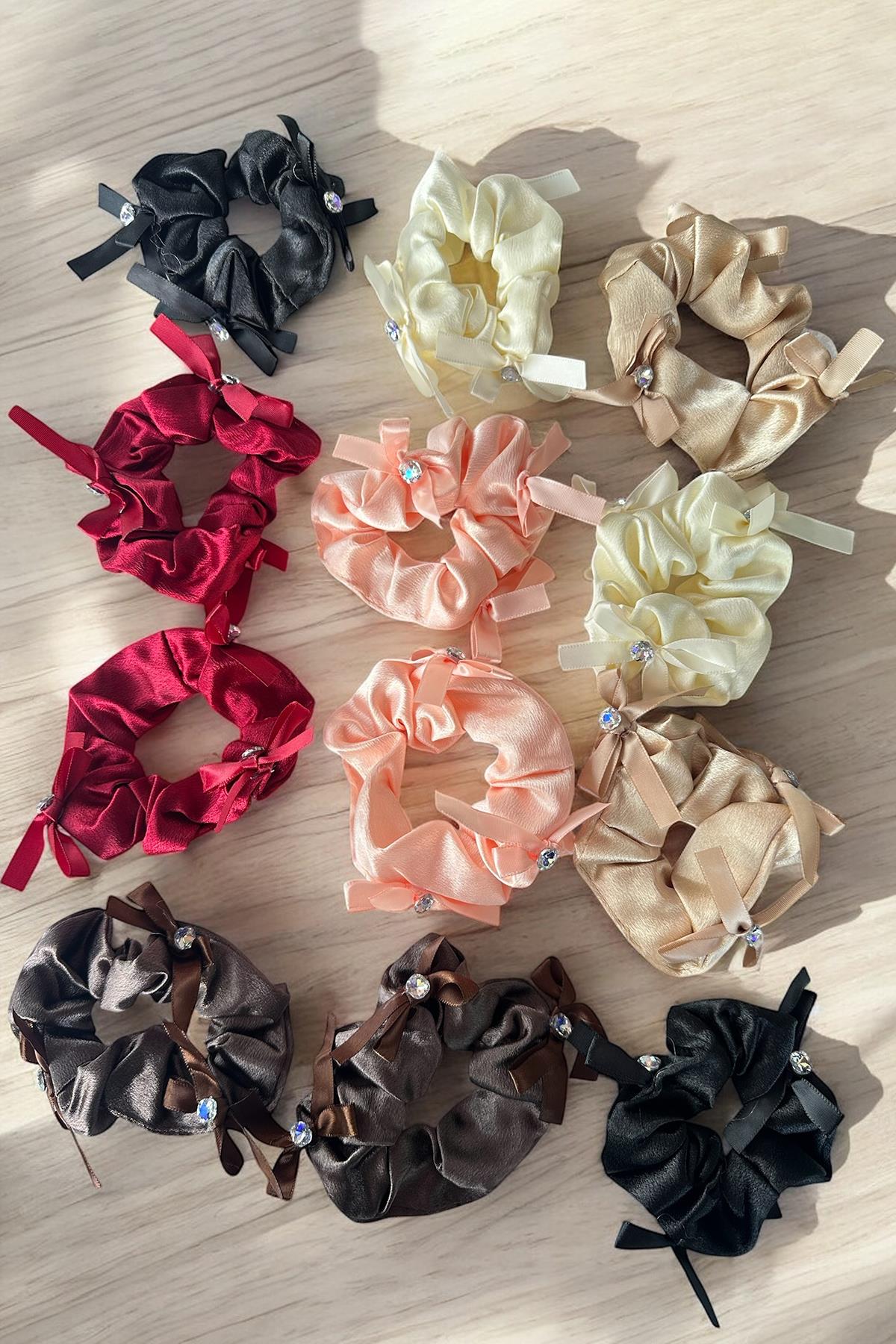 12'li Karışık Renk Taş Detaylı Simit Toka Set