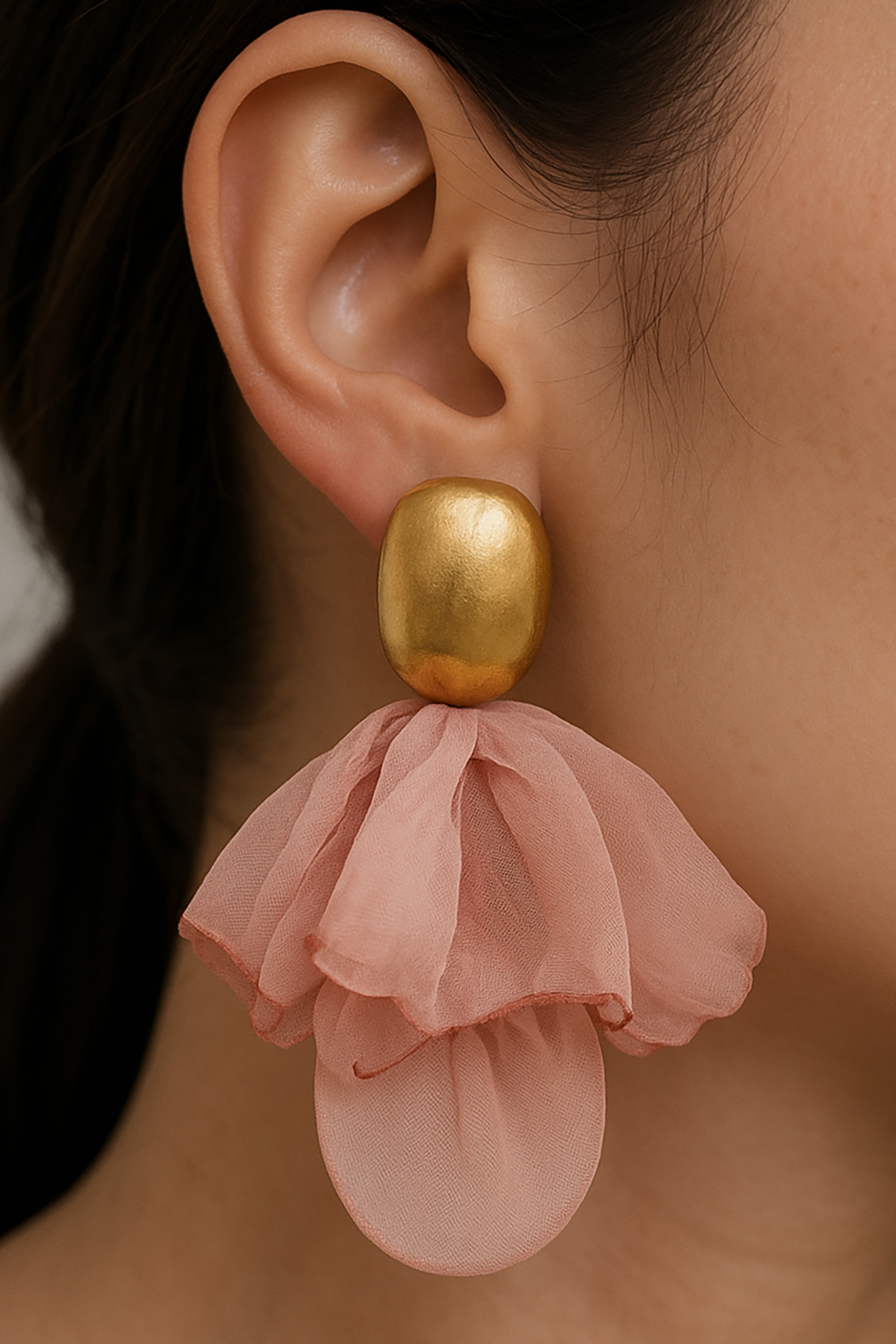 Altın Ve Pembe Renk Sallantılı Tasarım Küpe (Çift)