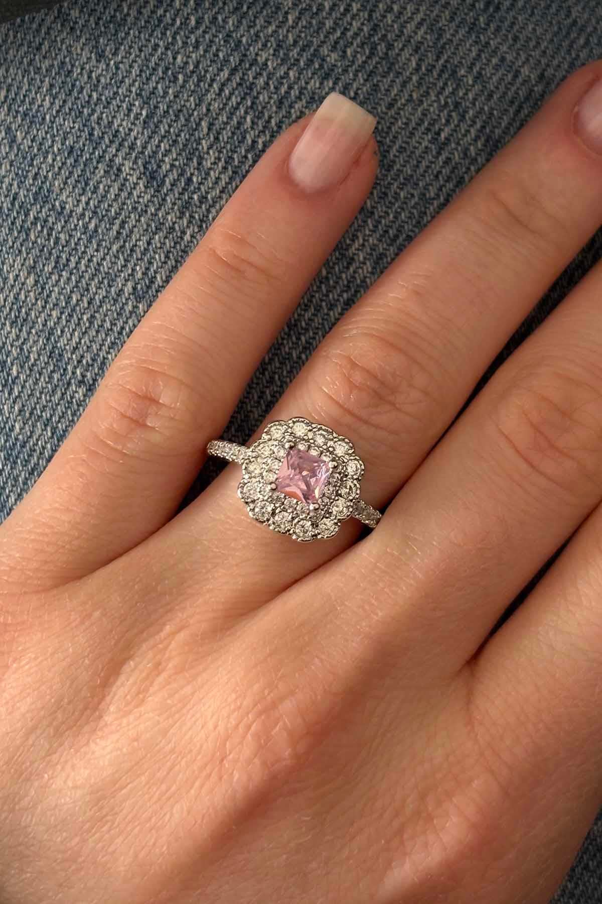 Gümüş Renk Ayarlanabilir Tek Taş Yüzük