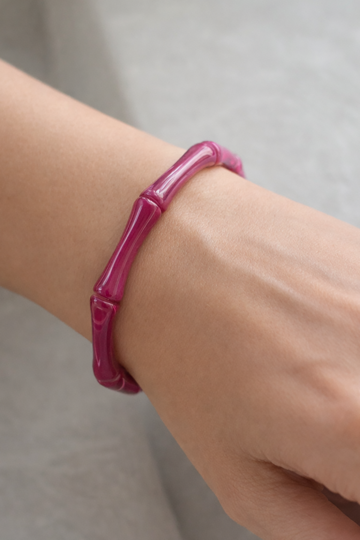 Pembe Renk Boncuk Detaylı Bileklik