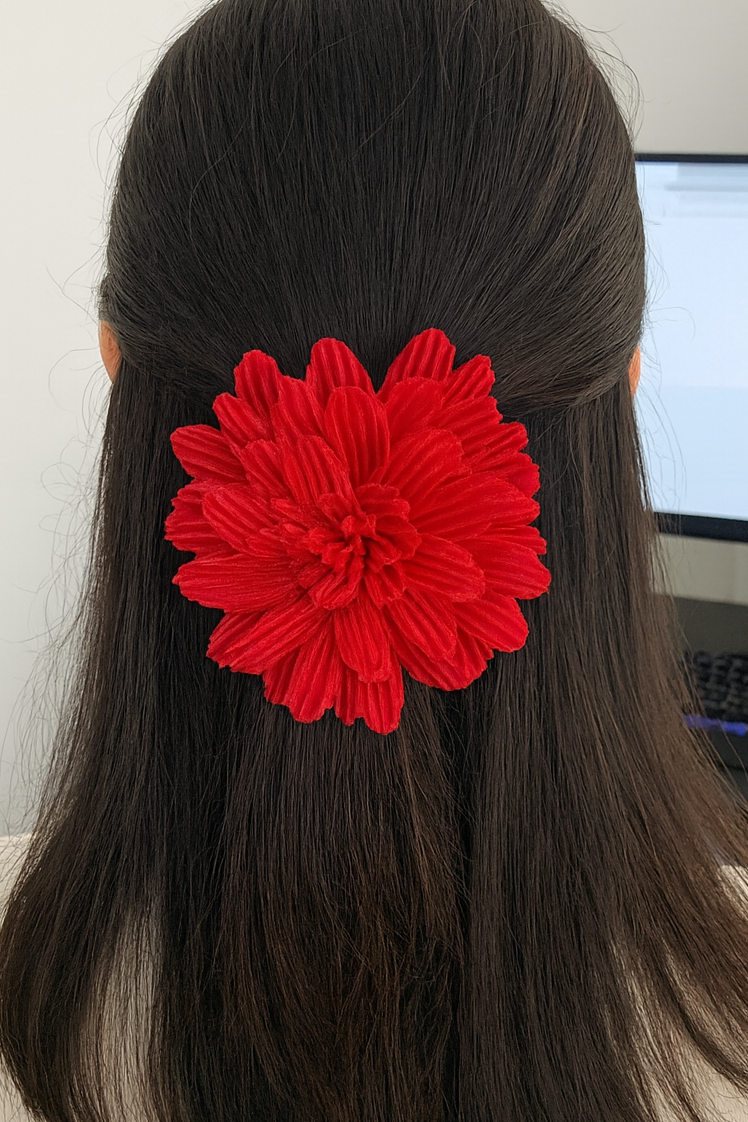 Kırmızı Renk Çiçek Figürlü Mandal Toka