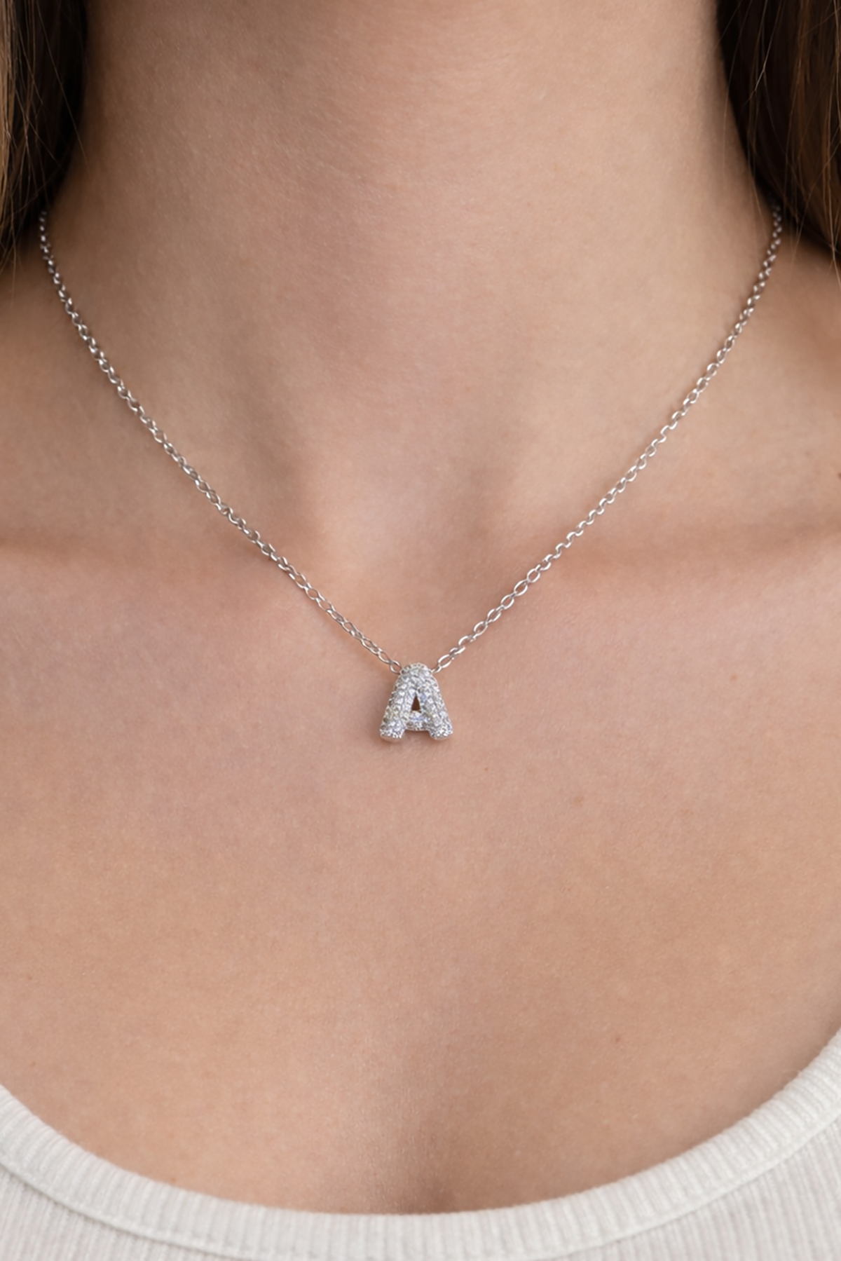 Gümüş Renk Taş Detaylı A Harfli Çelik Kolye